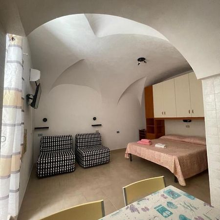 Dimora Nel Borgo Apartment Весте Екстериор снимка