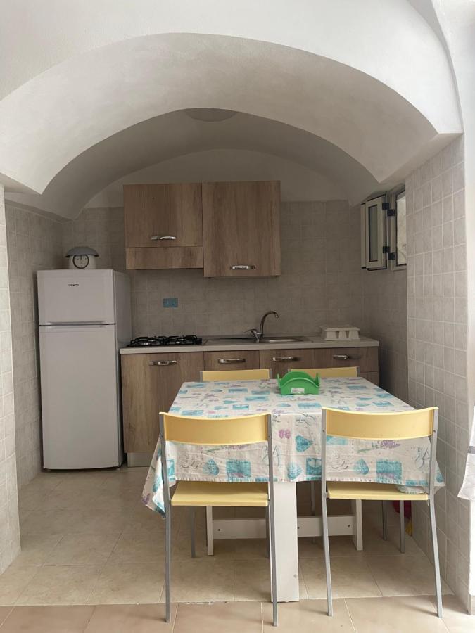 Dimora Nel Borgo Apartment Весте Екстериор снимка