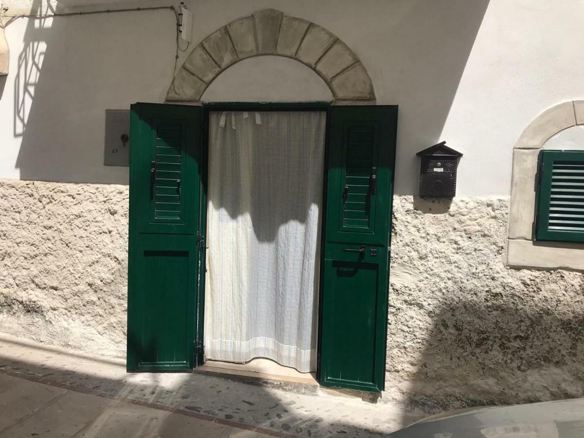 Dimora Nel Borgo Apartment Весте Екстериор снимка